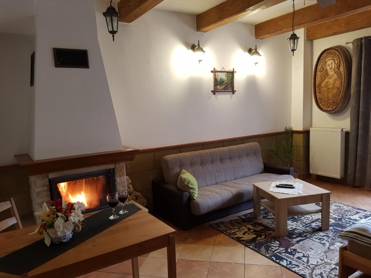 Ubytovanie Pod Hradom Sklené Teplice Extérieur photo