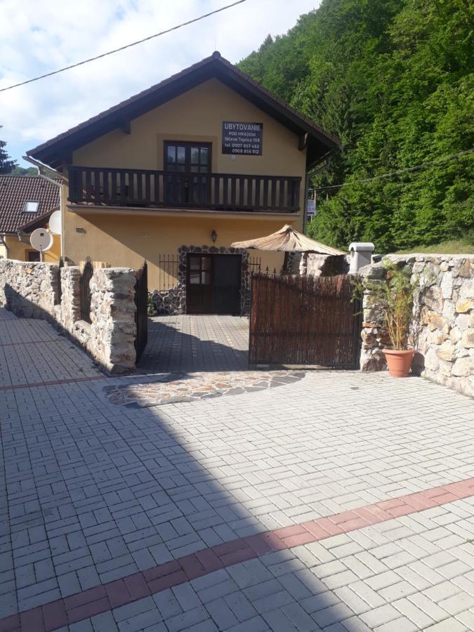 Ubytovanie Pod Hradom Sklené Teplice Extérieur photo